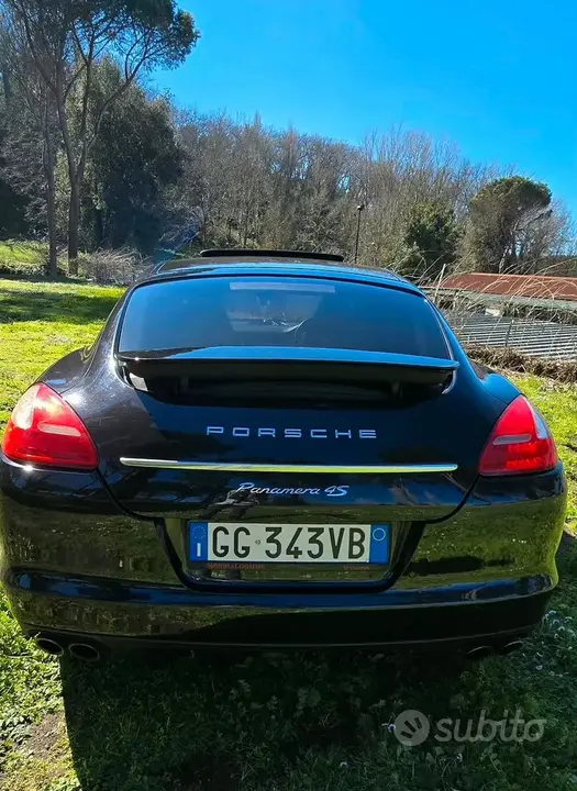 Porsche Panamera 2010 photo 4