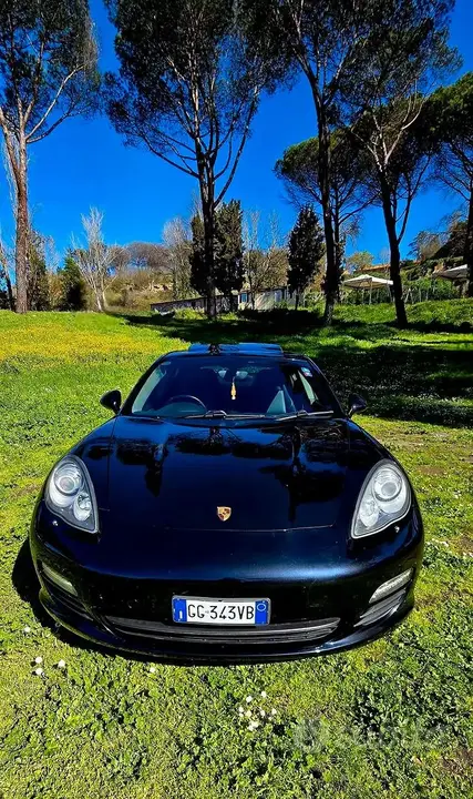 Porsche Panamera 2010 photo 3