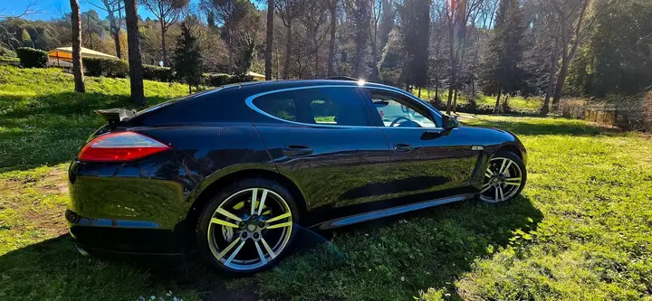 Porsche Panamera 2010 photo 5