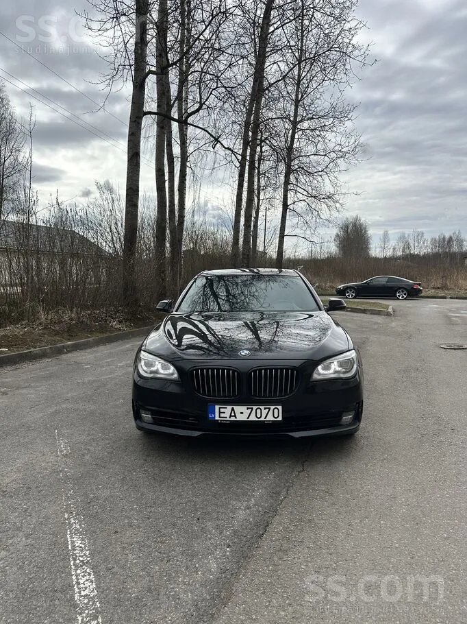 BMW 740