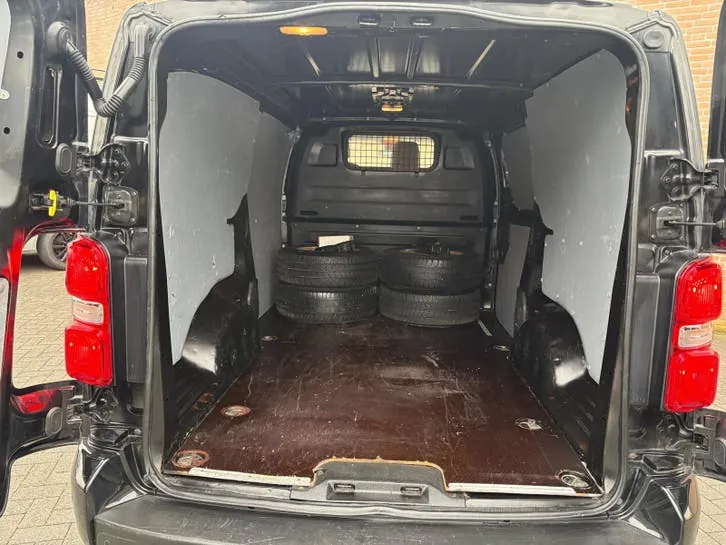 Peugeot Expert 2018 photo 3