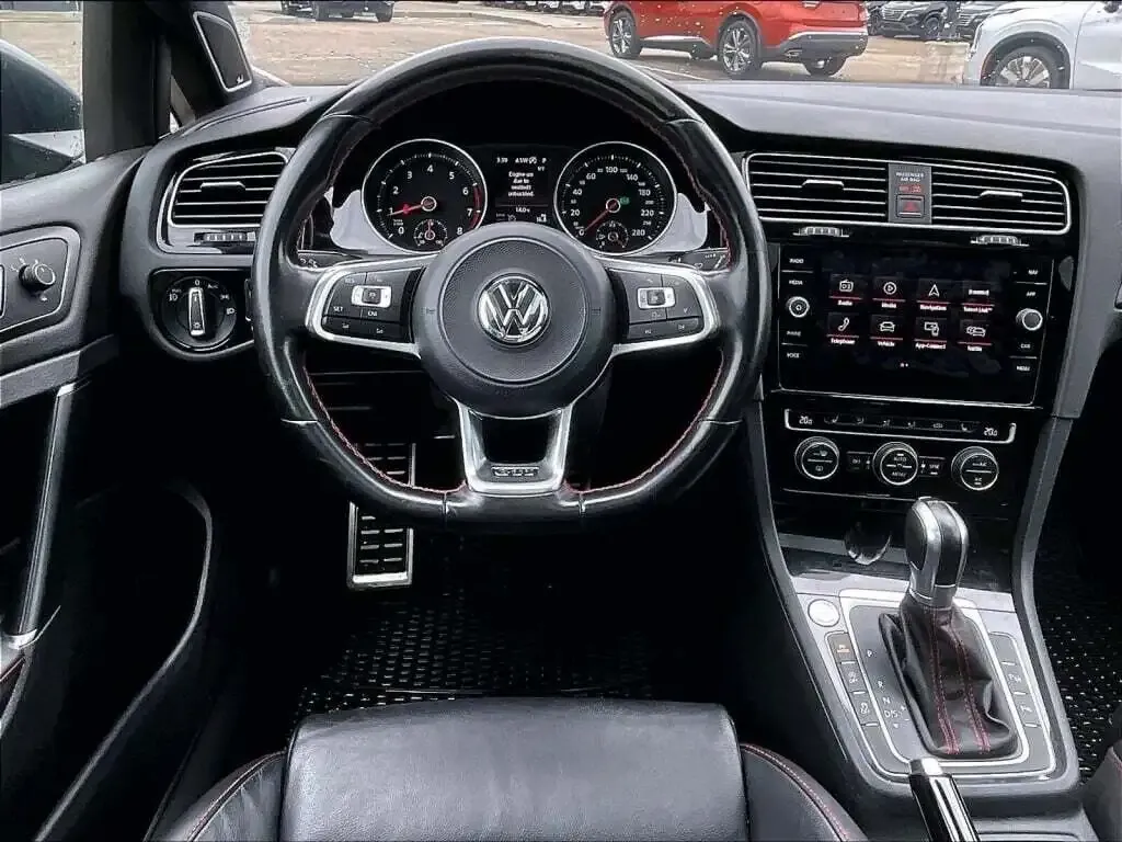 Volkswagen Golf 2018 photo 5