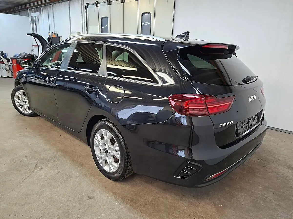 Kia Ceed 2023 photo 3