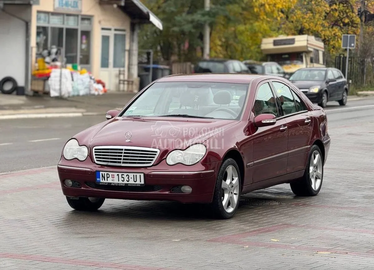 Mercedes-Benz C180 2002 photo 2