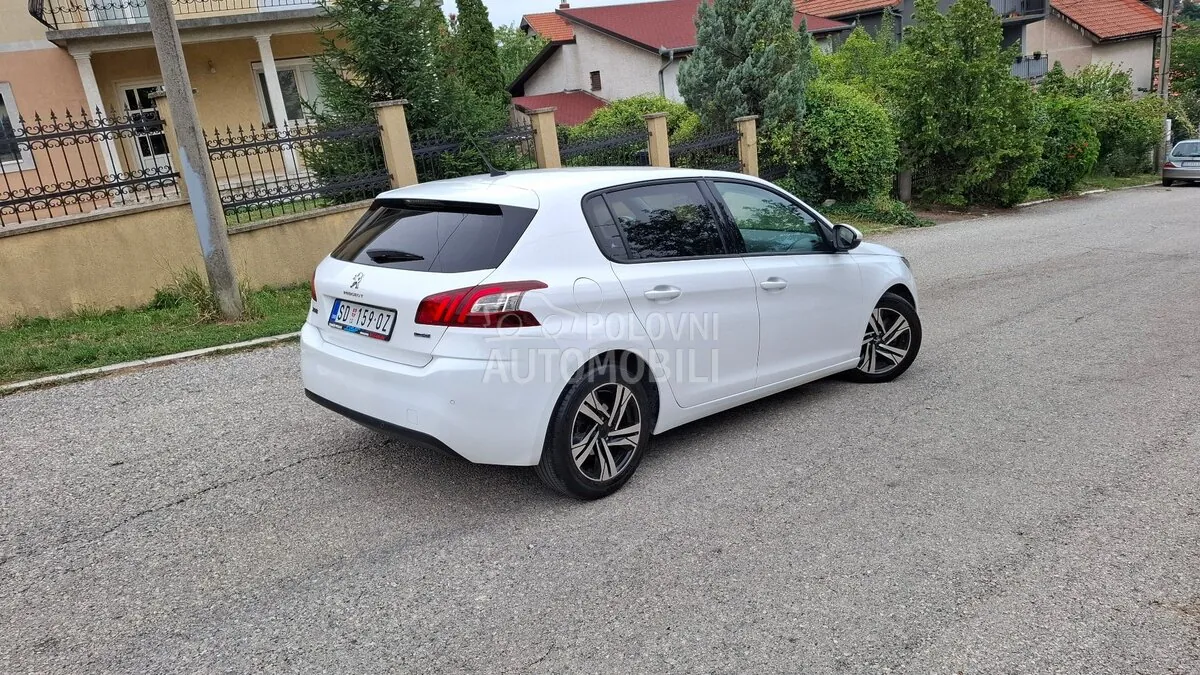 Peugeot 308 2016 photo 2
