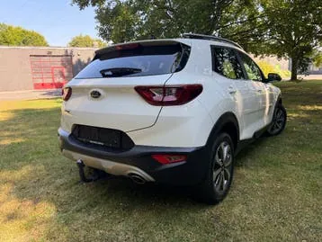 Kia Stonic 2021 photo 2