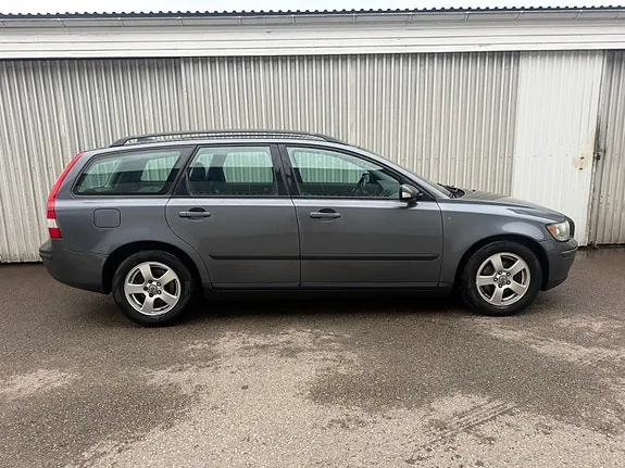 Volvo V50 2006 photo 2