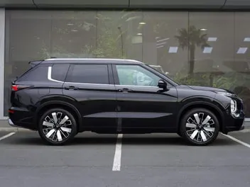 Mitsubishi Outlander 2026 photo 4