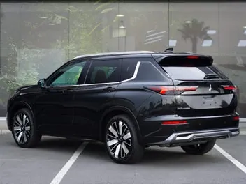 Mitsubishi Outlander 2026 photo 3