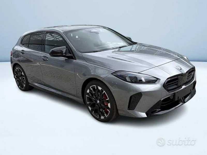 BMW 1 Series 2026 photo 4