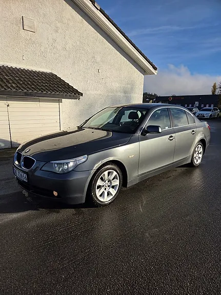 BMW 520I 2004 photo 4