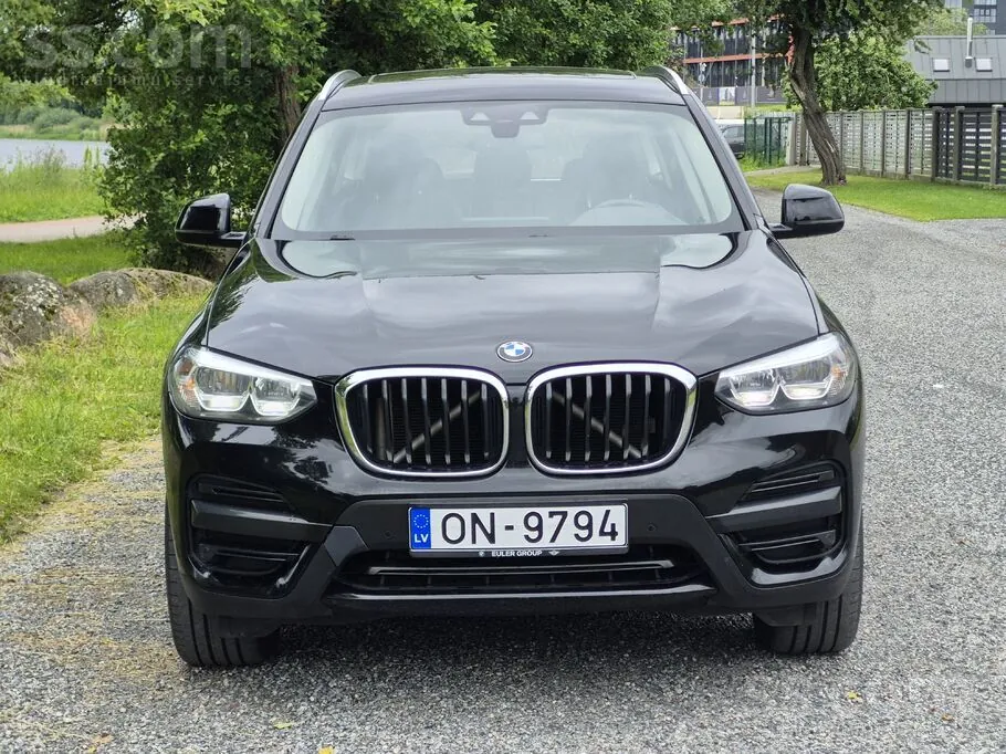 BMW X3 2019 photo 2