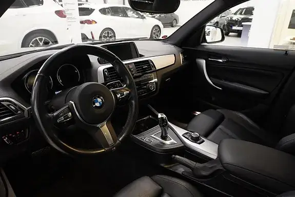 BMW 118D 2019 photo 2