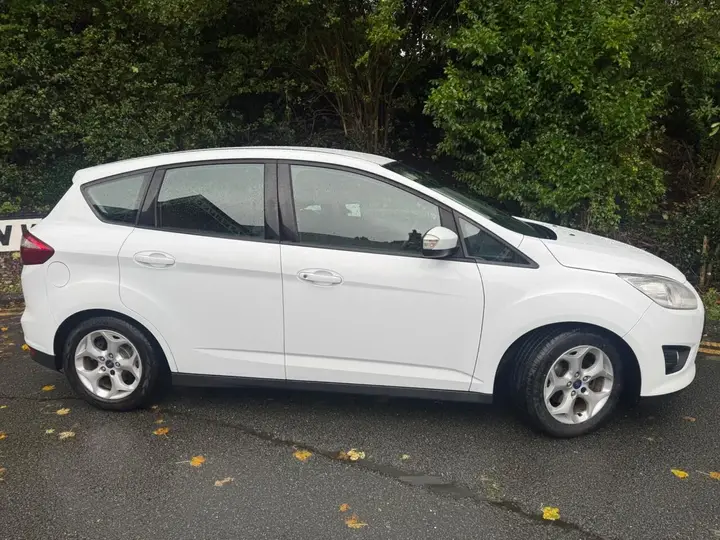 Ford C-Max 2013 photo 4