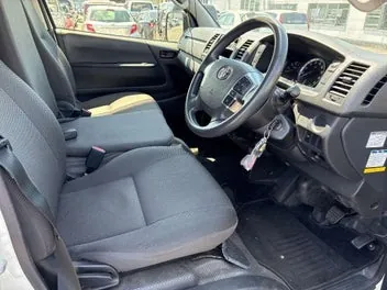 Toyota Hiace 2021 photo 5