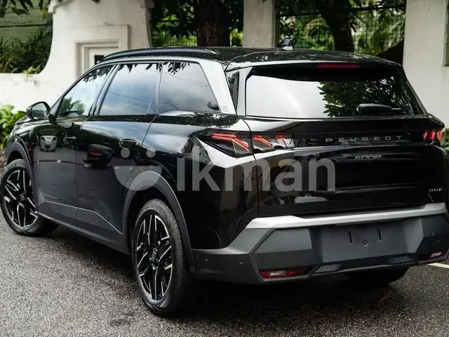 Peugeot 5008 2025 photo 2