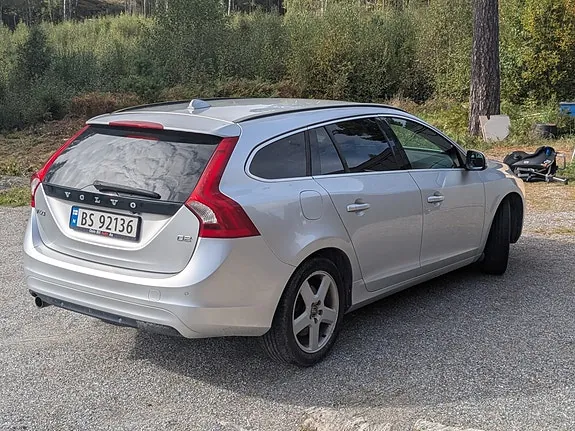 Volvo V60 2014 photo 4
