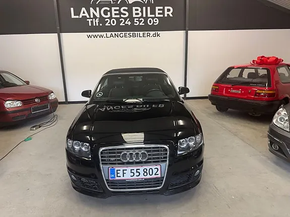 Audi A4 2004 photo 2
