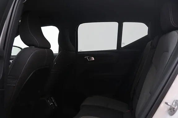 Volvo Xc40 2025 photo 5