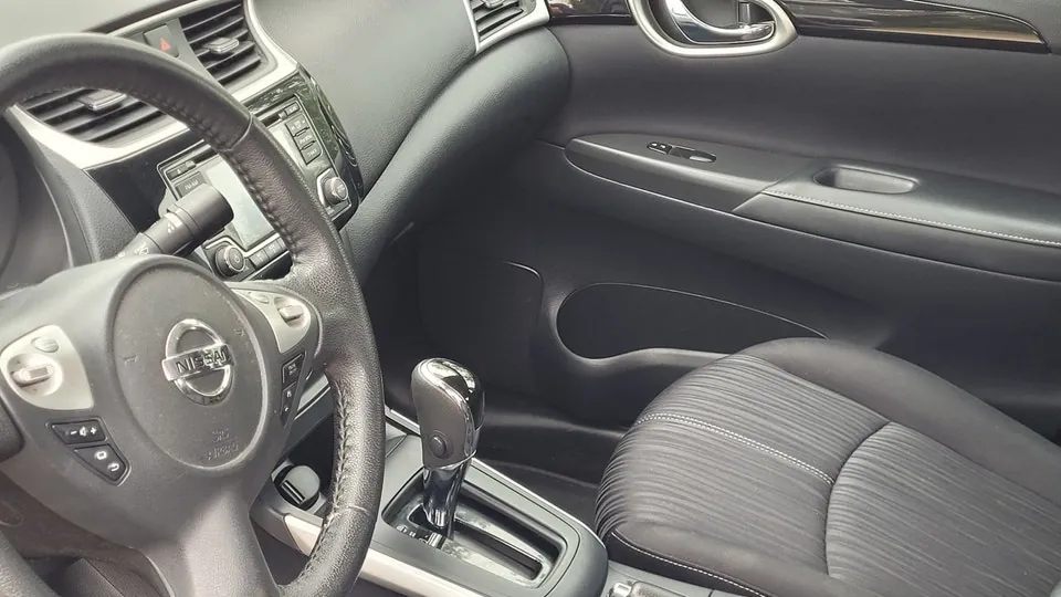 Nissan Sentra 2018 photo 4