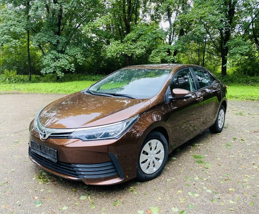 Toyota Corolla 2017 photo 2