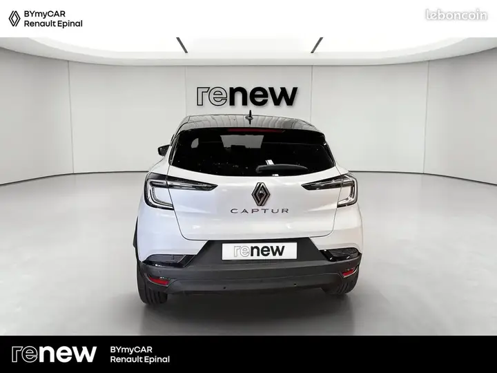 Renault Captur 2026 photo 4