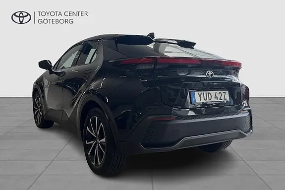 Toyota C-Hr 2024 photo 3