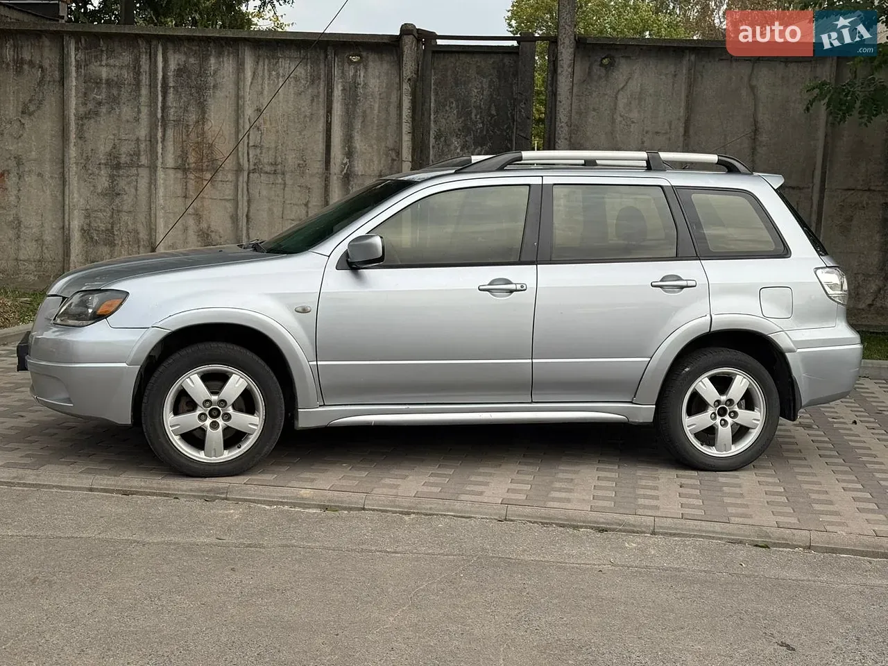 Mitsubishi Outlander 2007 photo 5