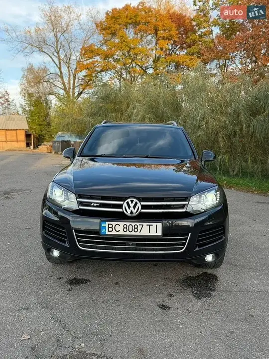 Volkswagen Touareg 2011 photo 2
