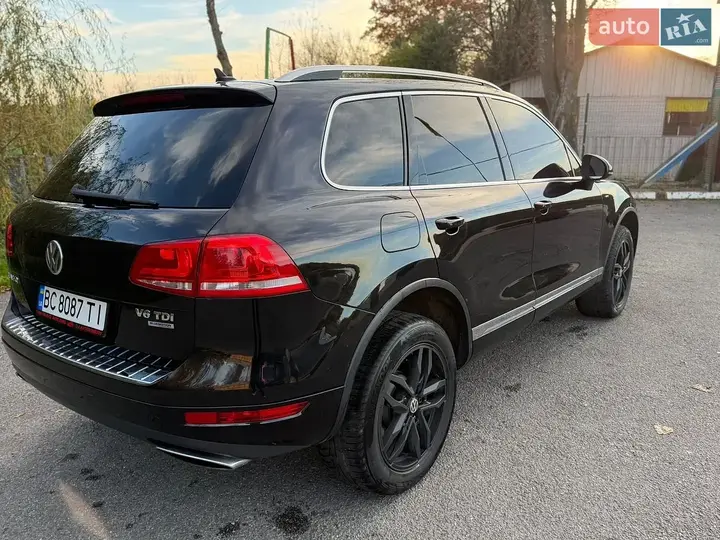 Volkswagen Touareg 2011 photo 5