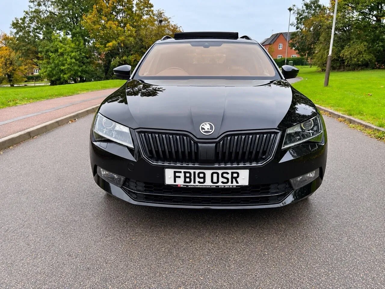 Skoda Superb 2019 photo 3