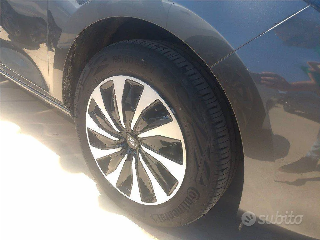 Ford Fiesta 2023 photo 4