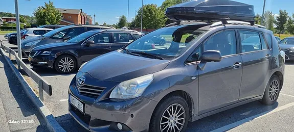 Toyota Verso 2010 photo 4