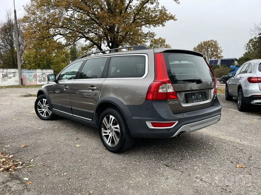 Volvo Xc70 2012 photo 2
