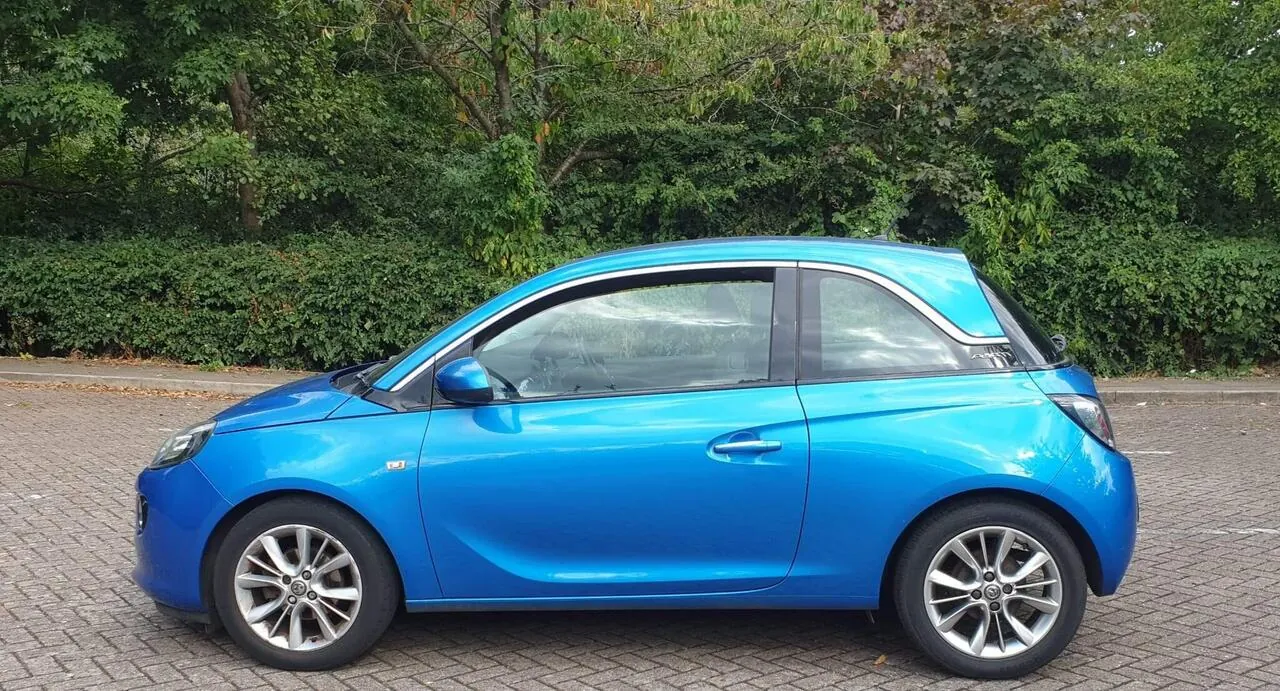 Vauxhall Adam 2015 photo 4