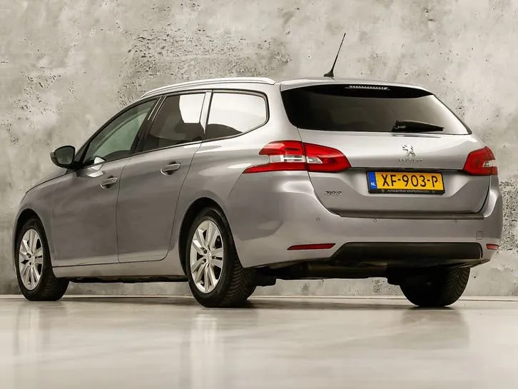 Peugeot 308 2019 photo 3