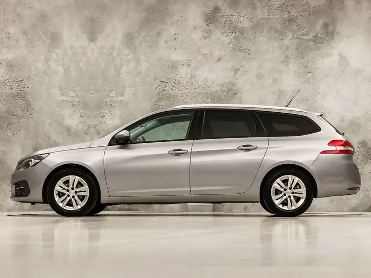 Peugeot 308 2019 photo 2