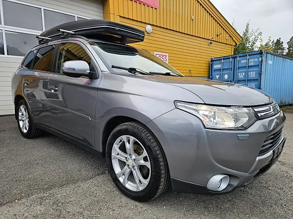 Mitsubishi Outlander 2013 photo 3