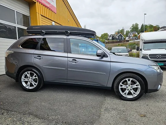 Mitsubishi Outlander 2013 photo 5