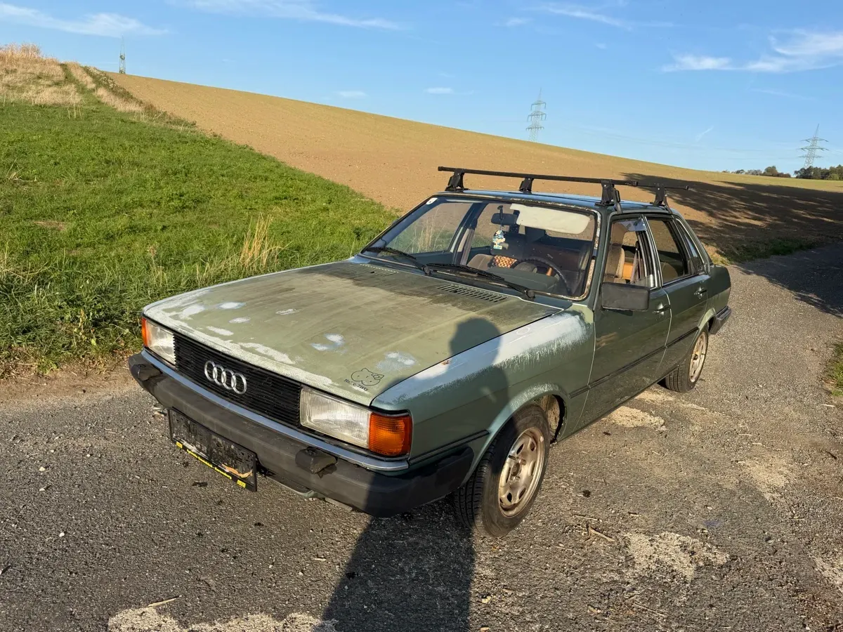 Audi 80 1983 photo 2