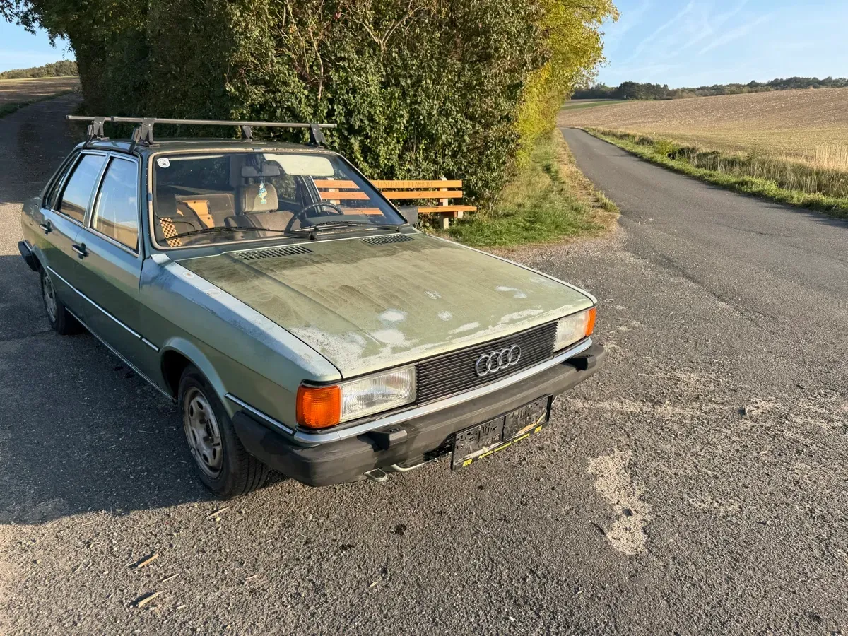Audi 80 1983 photo 3
