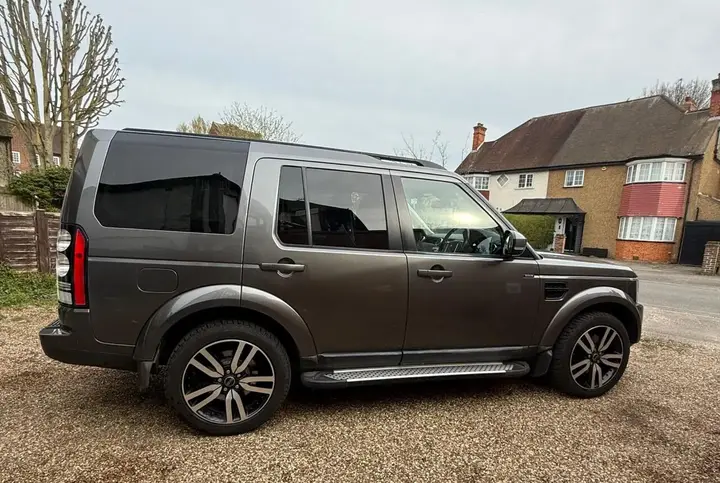 Land Rover Discovery 4 2016 photo 4
