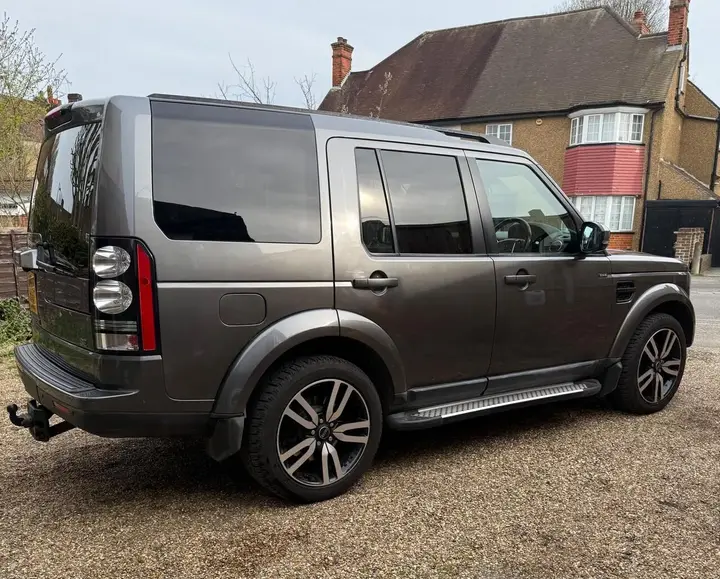 Land Rover Discovery 4 2016 photo 3