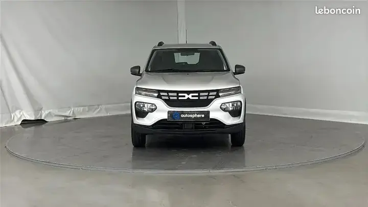 Dacia Spring 2023 photo 2
