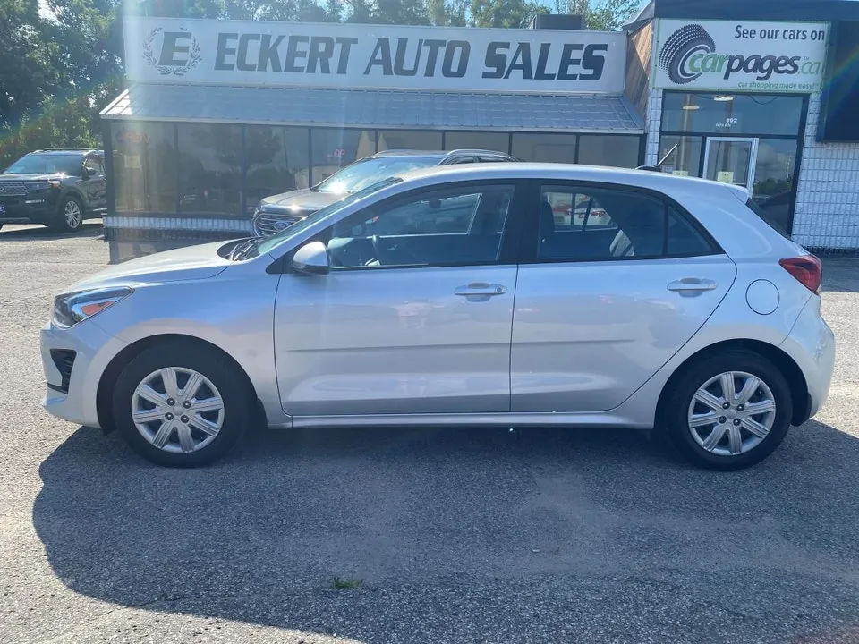 Kia Rio 2023 photo 2