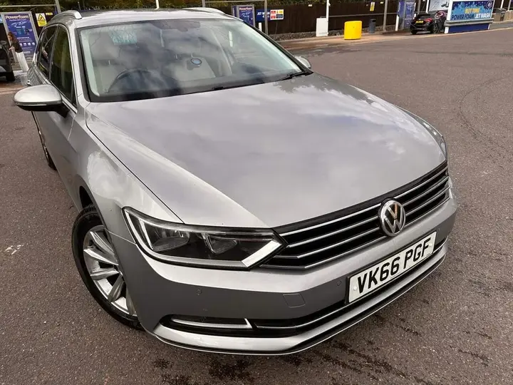 Volkswagen Passat 2016 photo 2