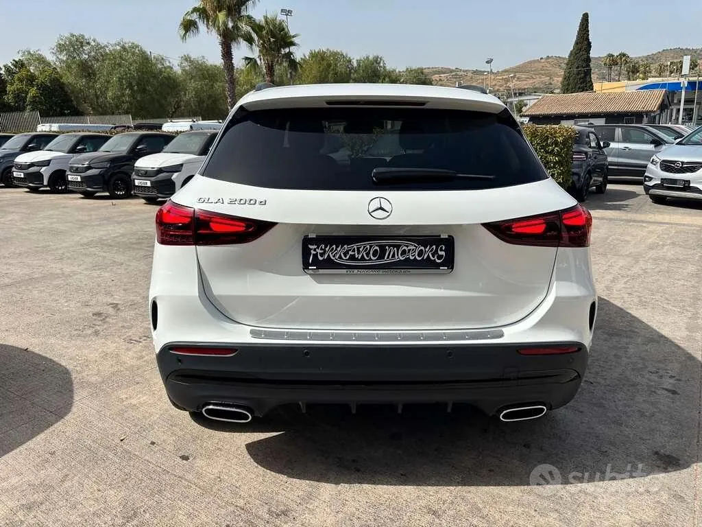 Mercedes-Benz Gla 2024 photo 5