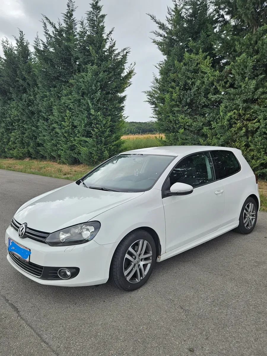 Volkswagen Golf 2011 photo 3