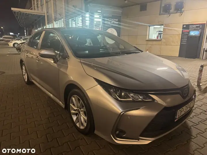 Toyota Corolla 2023 photo 2