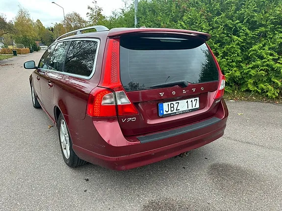 Volvo V70 2009 photo 4